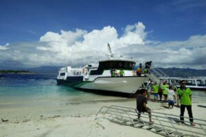 Tips Naik Fast Boat Bali